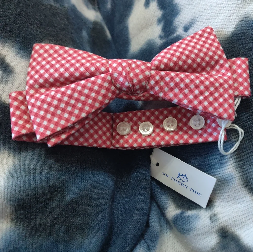 Southern Tide Bow Tie